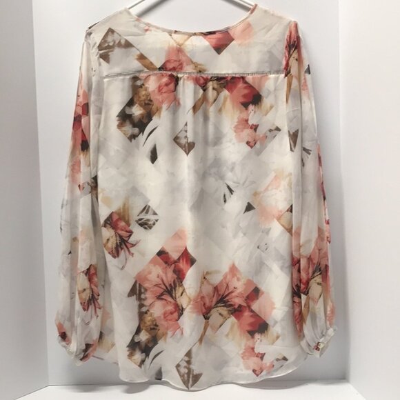 White House Black Market Zaida Boho Blouse in Ecru w/ Luscious - Picture 4 of 16